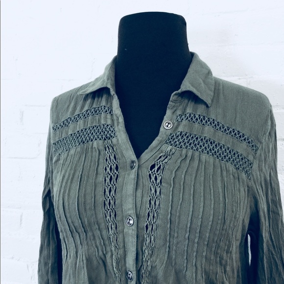 ❗️SOLD AEO American Eagle Outfitt Top - Picture 2 of 6